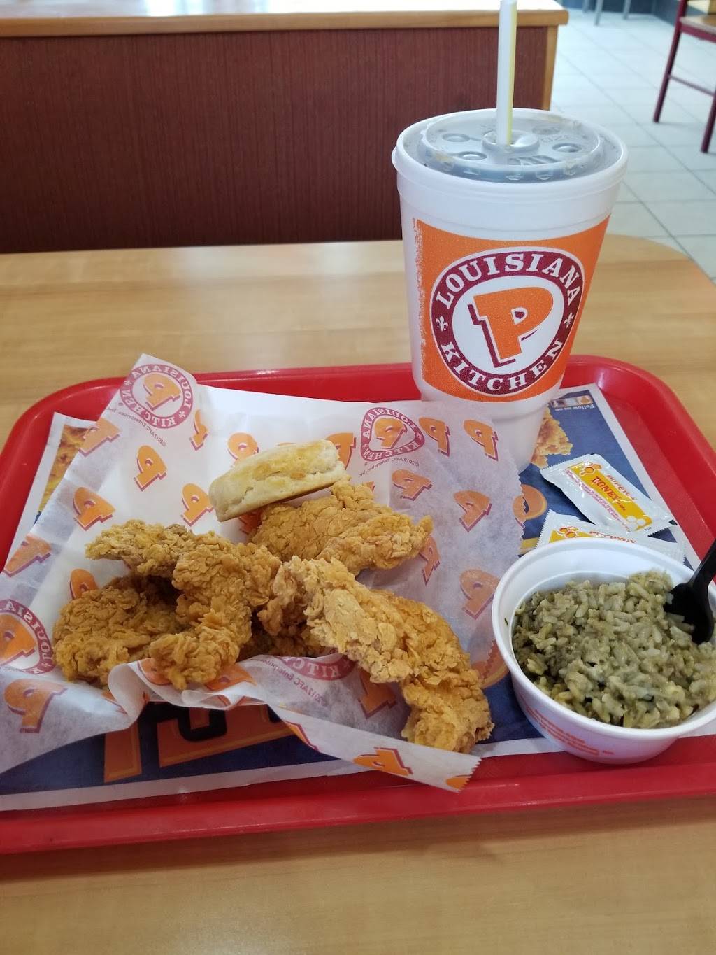 Popeyes Louisiana Kitchen | restaurant | 2602 N Roan St, Johnson City, TN 37601, USA | 4232628085 OR +1 423-262-8085
