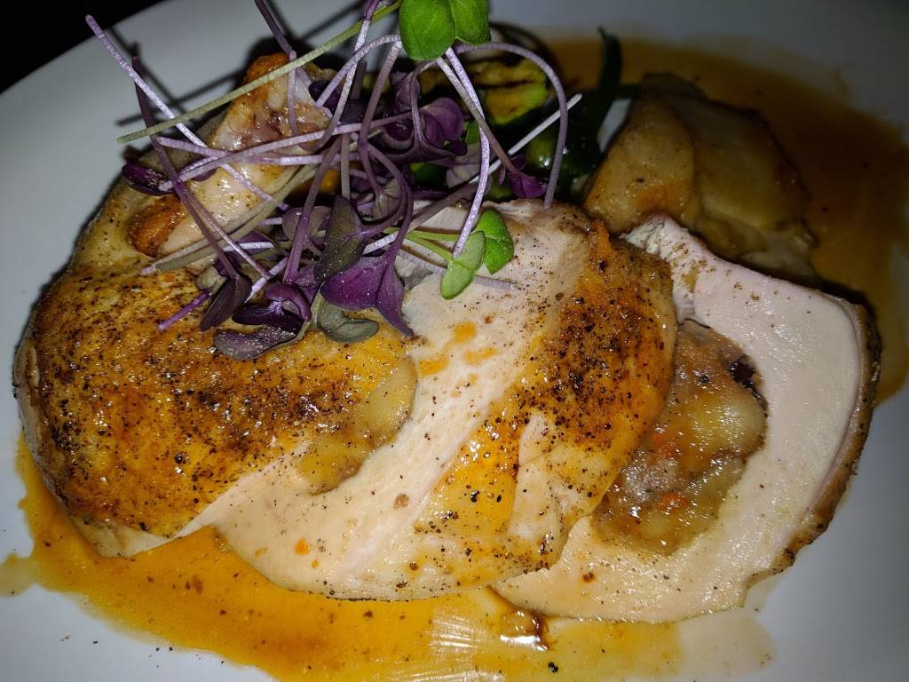 Amandalas Restaurant | restaurant | 375 Water St, Peterborough, ON K9H 3L7, Canada | 7057499090 OR +1 705-749-9090