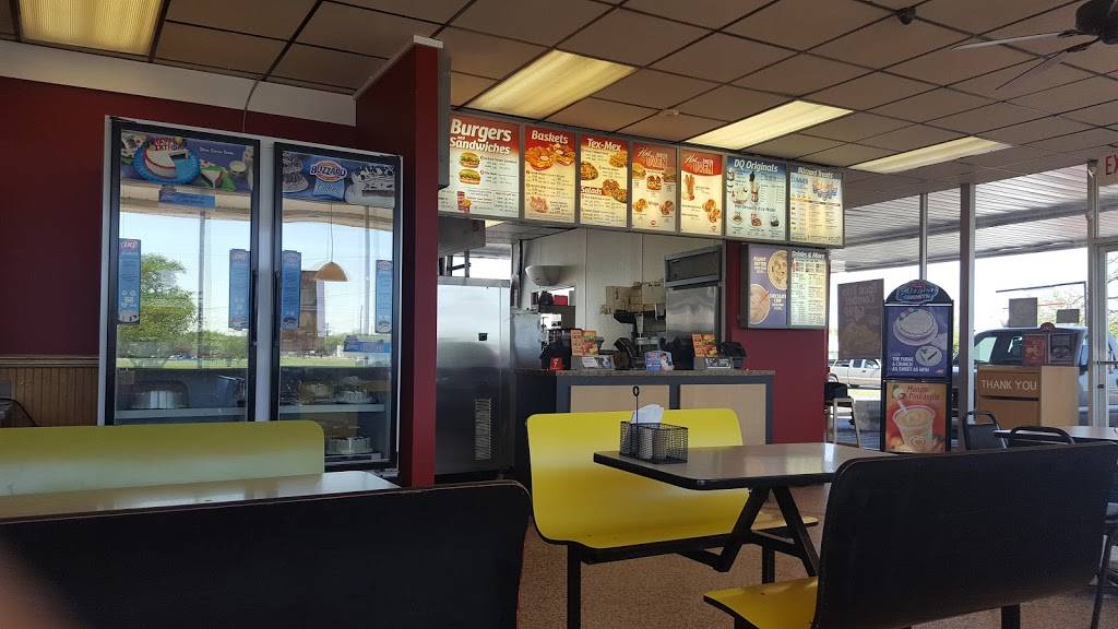 Dairy Queen Store | restaurant | 1069 E Kingsbury St, Seguin, TX 78155, USA | 8303796983 OR +1 830-379-6983