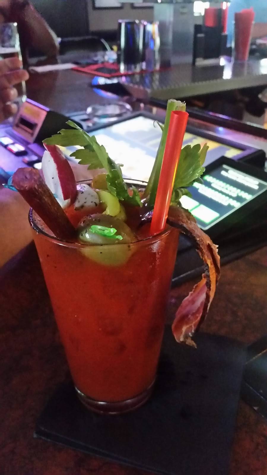 Home Plate Grill & Bar | restaurant | 2460 W Warm Springs Rd, Las Vegas, NV 89119, USA | 7024105600 OR +1 702-410-5600