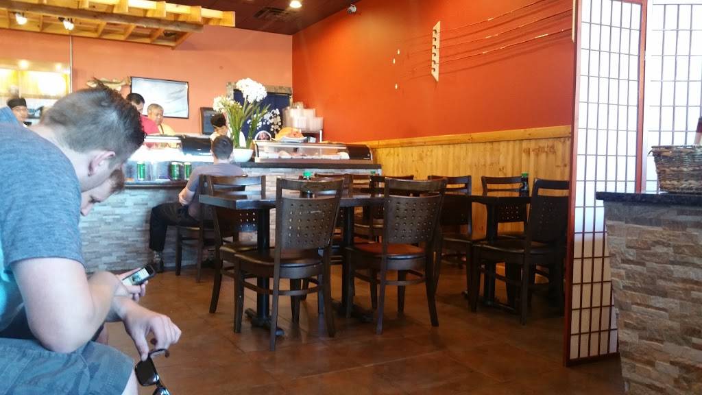 Umami Sushi | restaurant | 4626 N Cumberland Ave, Chicago, IL 60656, USA | 7735899928 OR +1 773-589-9928