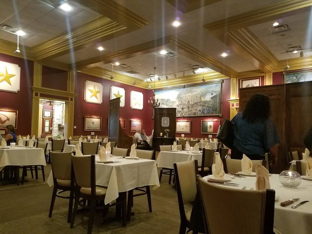 Steamboat House | restaurant | 8045 North Sam Houston Pkwy W, Houston, TX 77064, USA | 8329121845 OR +1 832-912-1845