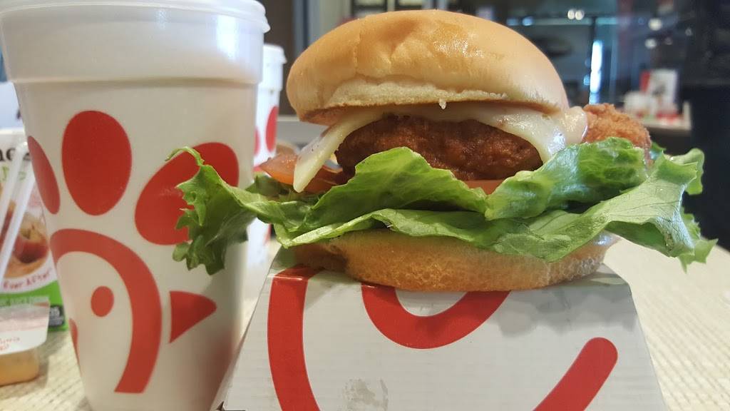 Chick-fil-A | restaurant | 6450 N Desert Blvd Bldg. N, El Paso, TX 79912, USA | 9155812645 OR +1 915-581-2645