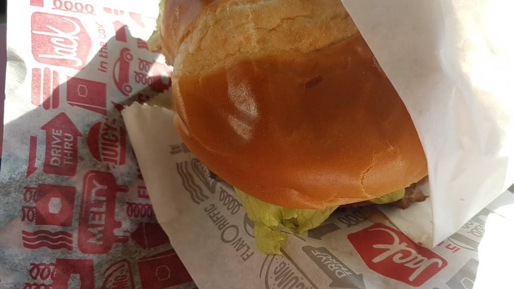 Jack in the Box | restaurant | 4255 East Cesar E Chavez Avenue, Los Angeles, CA 90063, USA | 3232661730 OR +1 323-266-1730