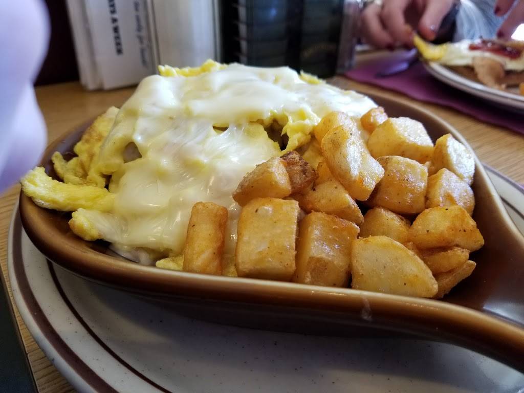 Newcomb Farms Family Restaurant | restaurant | 31 Beale St, Quincy, MA 02170, USA | 6174729641 OR +1 617-472-9641