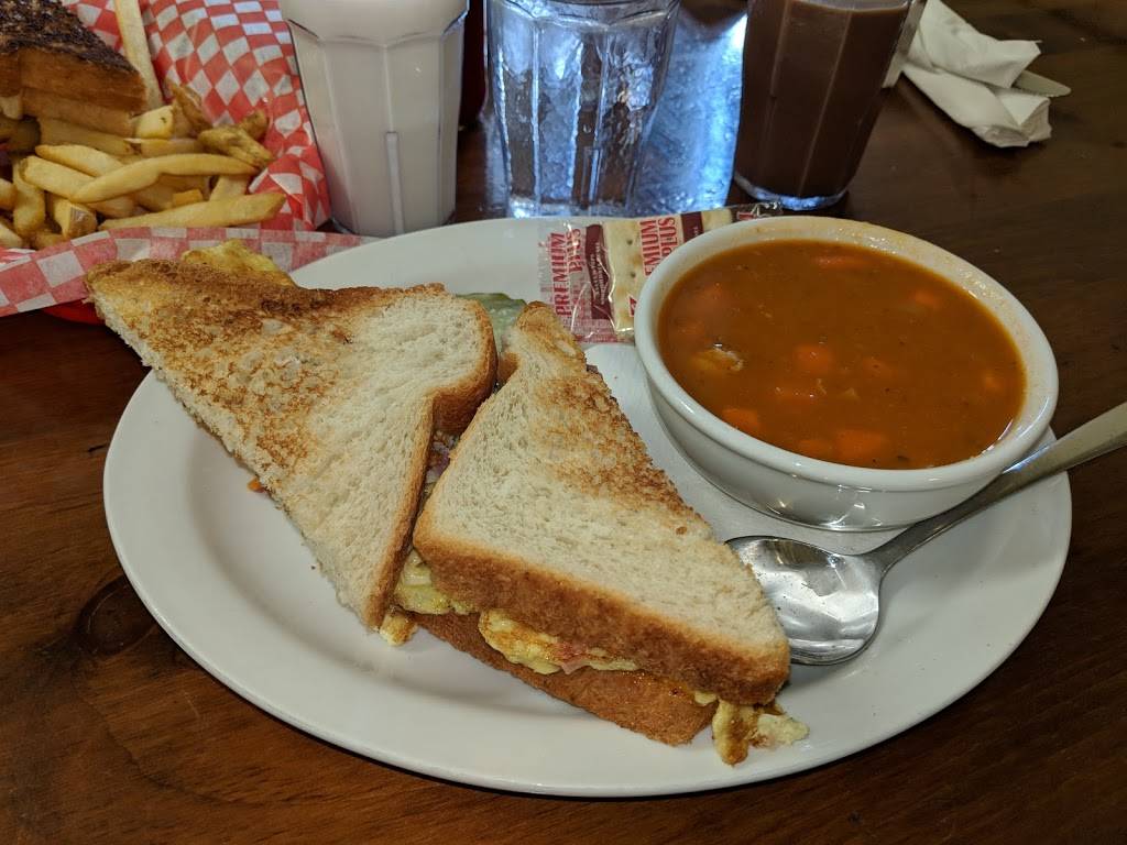 The Right Spot Restaurant Baked Goods | restaurant | 14 Elora St N, Alma, ON N0B 1A0, Canada | 2263367768 OR +1 226-336-7768