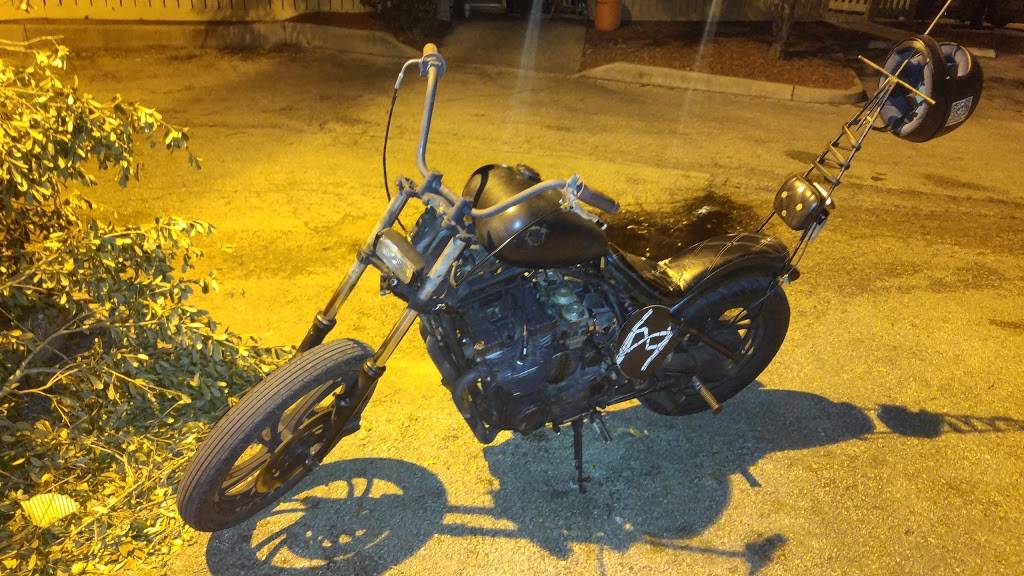 Dustins Bar-B Q | restaurant | 4908 S Clyde Morris Blvd, Port Orange, FL 32129, USA | 3863229177 OR +1 386-322-9177