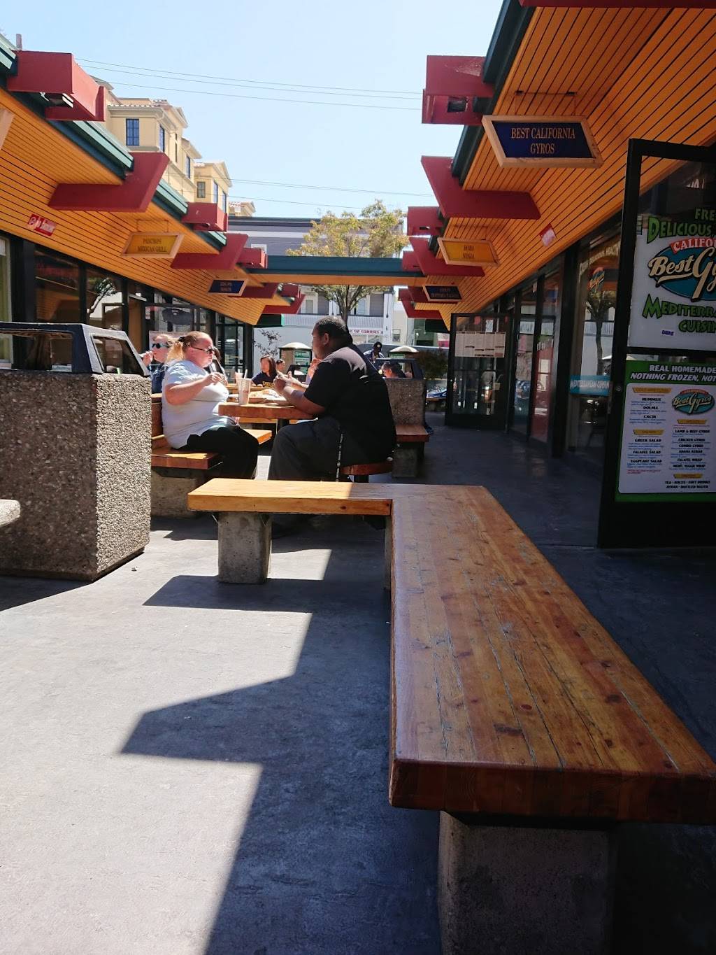 Cal Gyros | restaurant | 2521 Durant Ave, Berkeley, CA 94704, USA | 6504551379 OR +1 650-455-1379