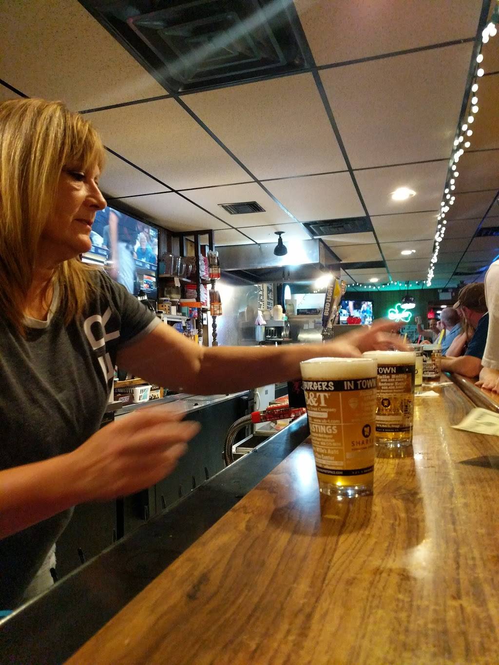 Aces Main Tap | restaurant | 121 S Main St, Oregon, WI 53575, USA | 6088353330 OR +1 608-835-3330