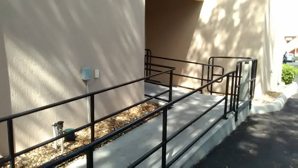 Subway | restaurant | 1320 S 14th St, Leesburg, FL 34748, USA | 3523260210 OR +1 352-326-0210