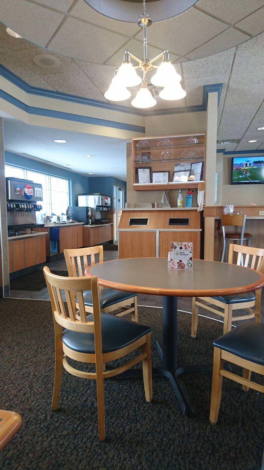 Culvers | restaurant | 4910 Cnty Rd V, DeForest, WI 53532, USA | 6088467575 OR +1 608-846-7575