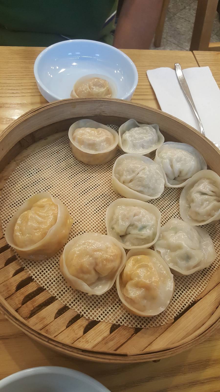 Dongs Family Cuisine | restaurant | 152-24 Northern Blvd, Flushing, NY 11354, USA | 7183212007 OR +1 718-321-2007