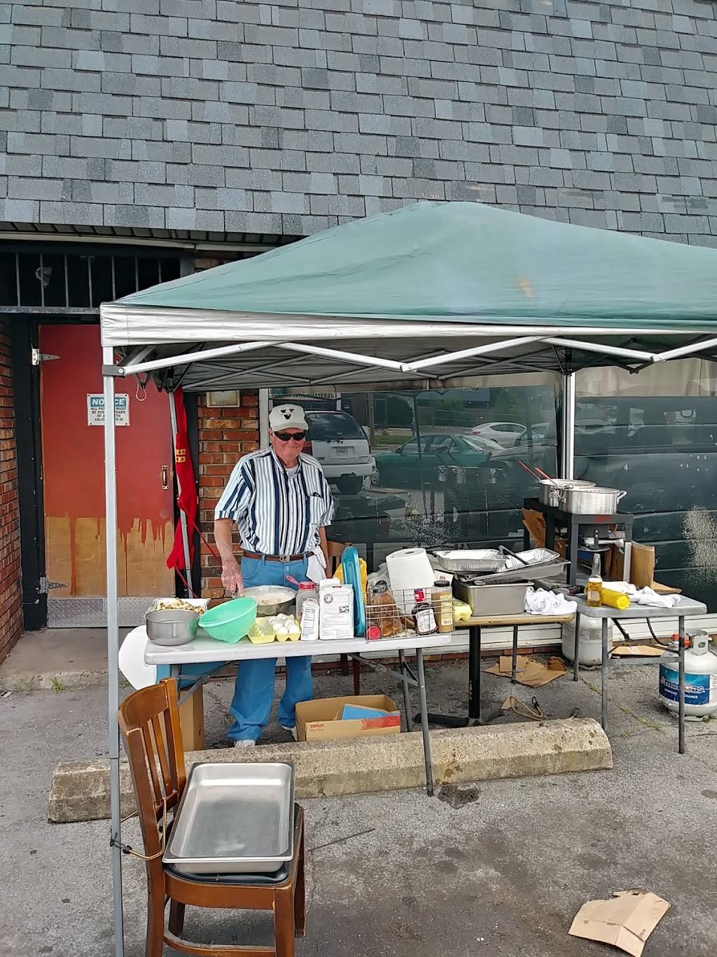 Turn One Bar | night club | 3208 Gallatin Pike, Nashville, TN 37216, USA | 6154322402 OR +1 615-432-2402