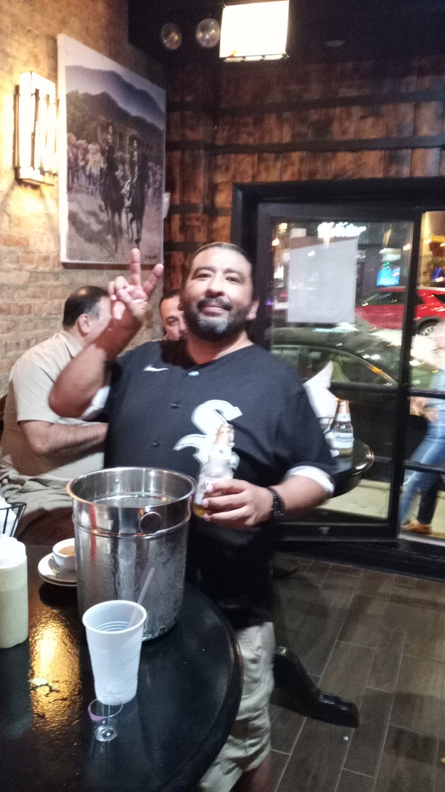 Hacienda D’Suarez | restaurant | 3466A N Clark St, Chicago, IL 60657, USA | 7733607235 OR +1 773-360-7235