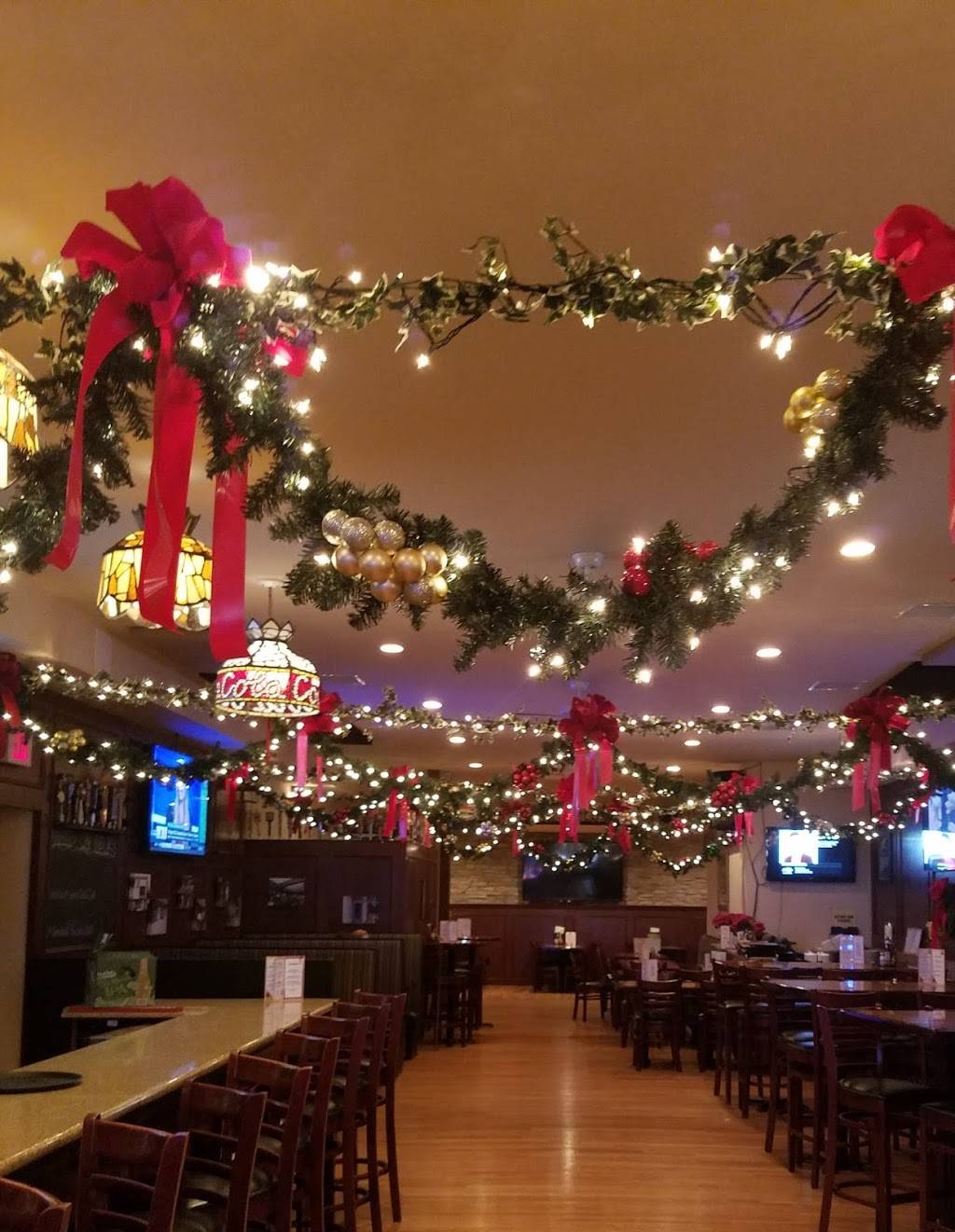 The Borough Pub | restaurant | 1800 Farragut Ave, Bristol, PA 19007, USA | 2157889955 OR +1 215-788-9955