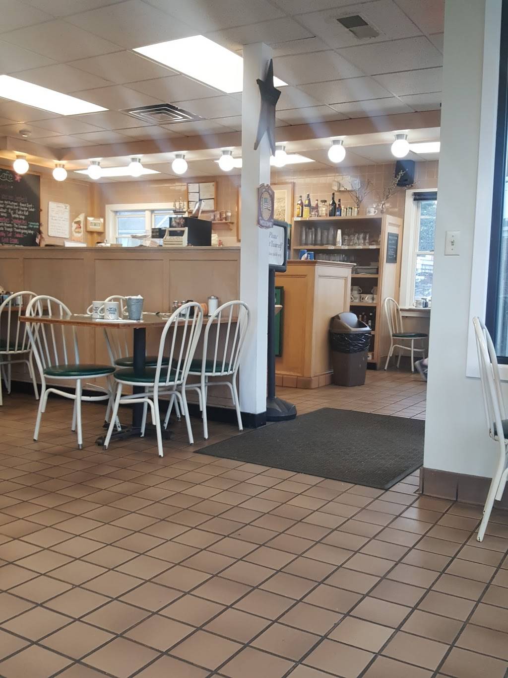 Water Street Cafe | cafe | 25 Water St, Plymouth, MA 02360, USA | 5087462050 OR +1 508-746-2050