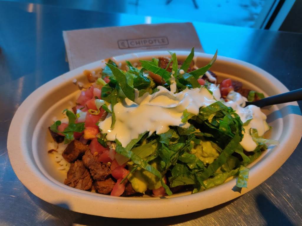 Chipotle Mexican Grill | restaurant | 5699 S Broadway, Littleton, CO 80121, USA | 3037943437 OR +1 303-794-3437