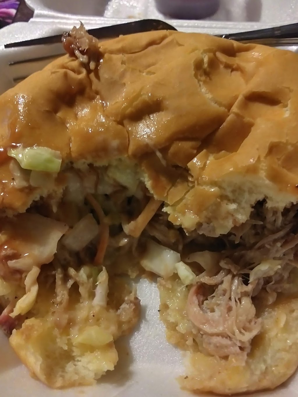 LIL DS BBQ | restaurant | 412 E Harding Ave, Pine Bluff, AR 71601, USA | 8702099377 OR +1 870-209-9377