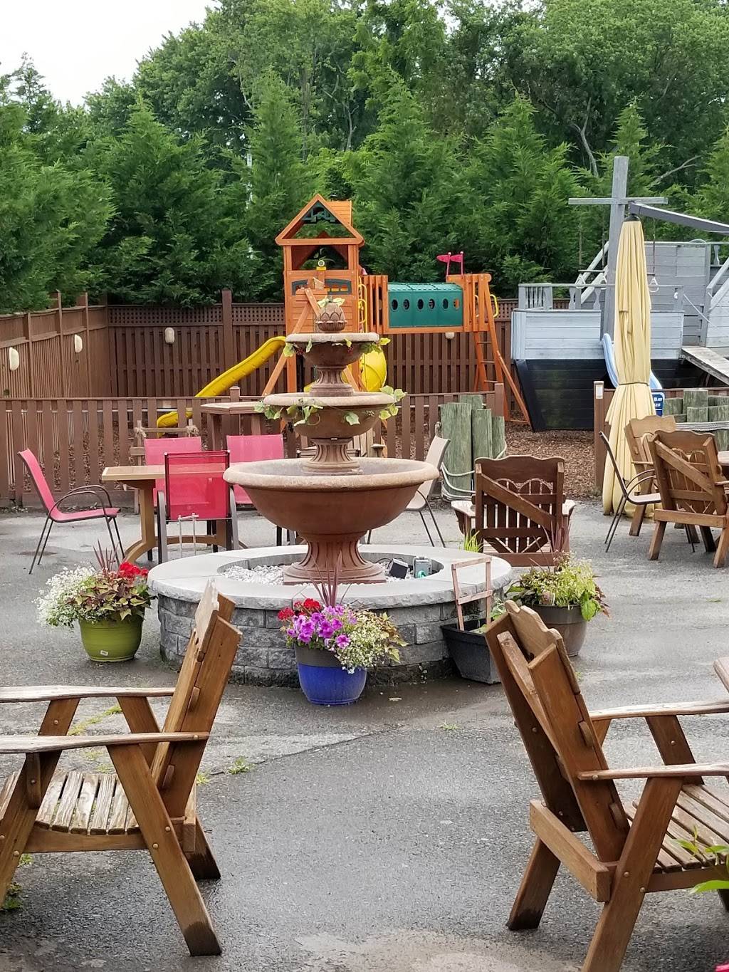 Dock of the Bay | restaurant | 9025 Cuckold Point Rd, Sparrows Point, MD 21219, USA | 4104778100 OR +1 410-477-8100