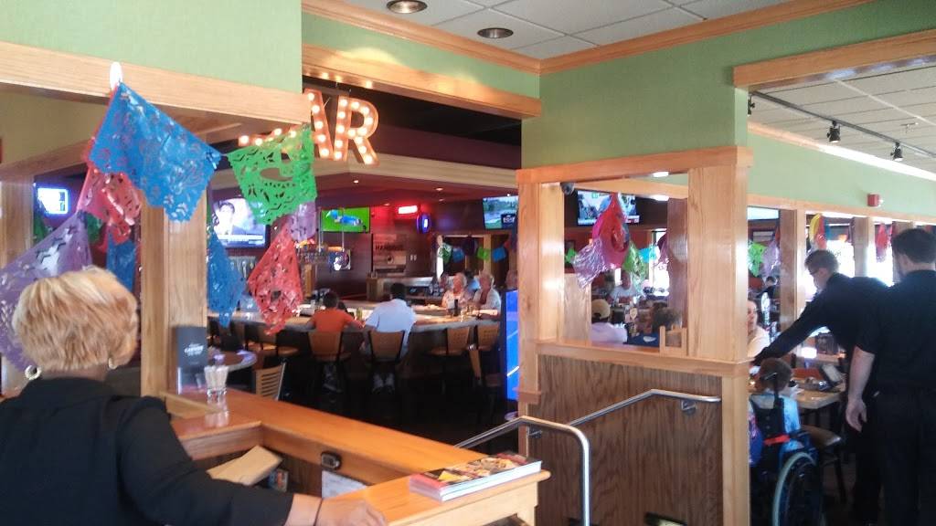 Applebees Grill + Bar | restaurant | 2050 E, FL-50, Clermont, FL 34711, USA | 3527085717 OR +1 352-708-5717