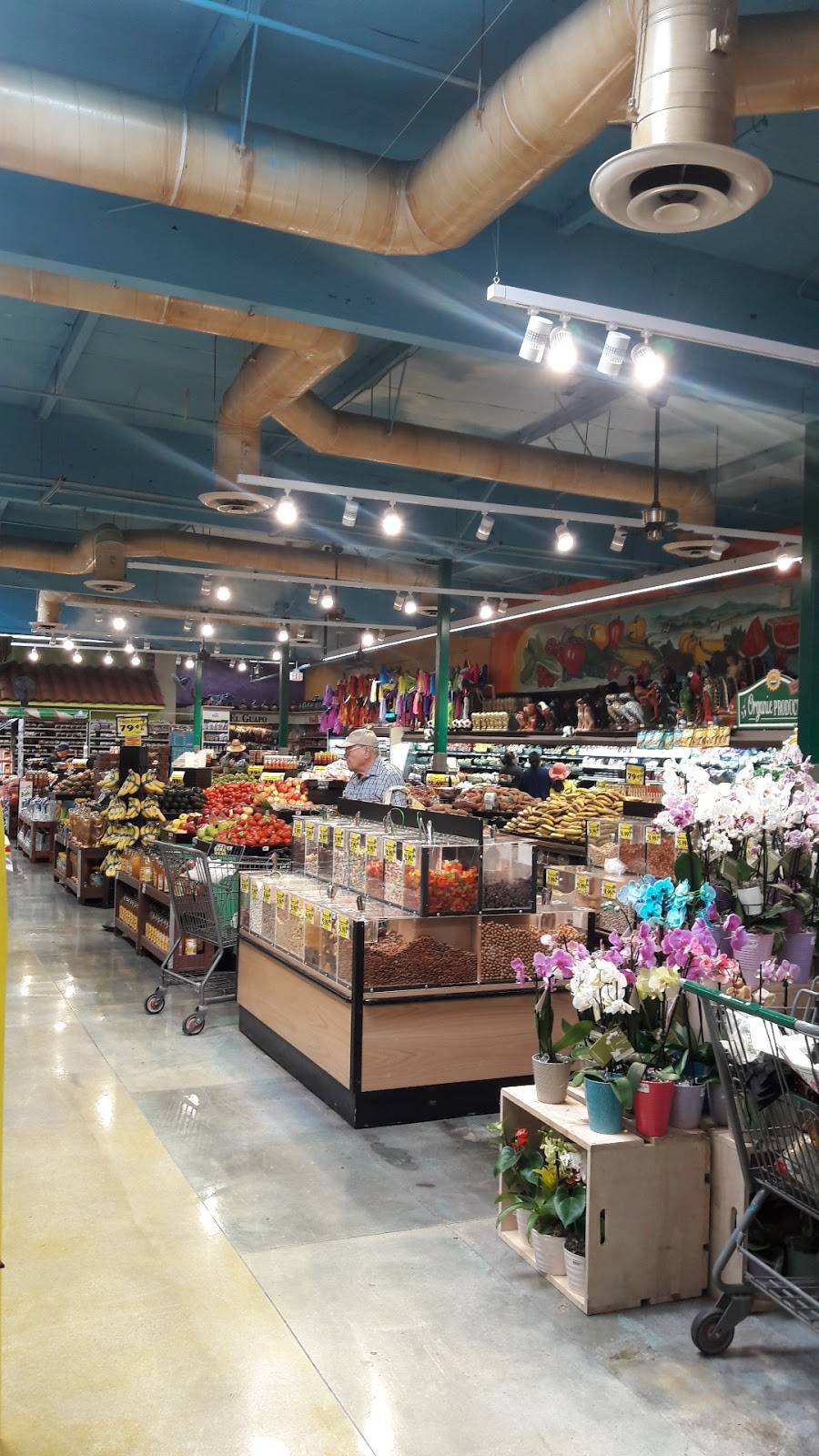 Vallarta Supermarkets | bakery | 8453 Reseda Blvd, Northridge, CA 91324, USA | 8185761280 OR +1 818-576-1280