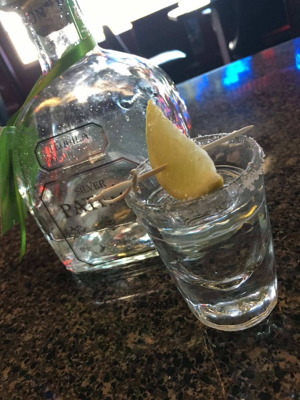 Cocoanut Grove | restaurant | 710 Marine Dr, Bellingham, WA 98225, USA | 3606716756 OR +1 360-671-6756