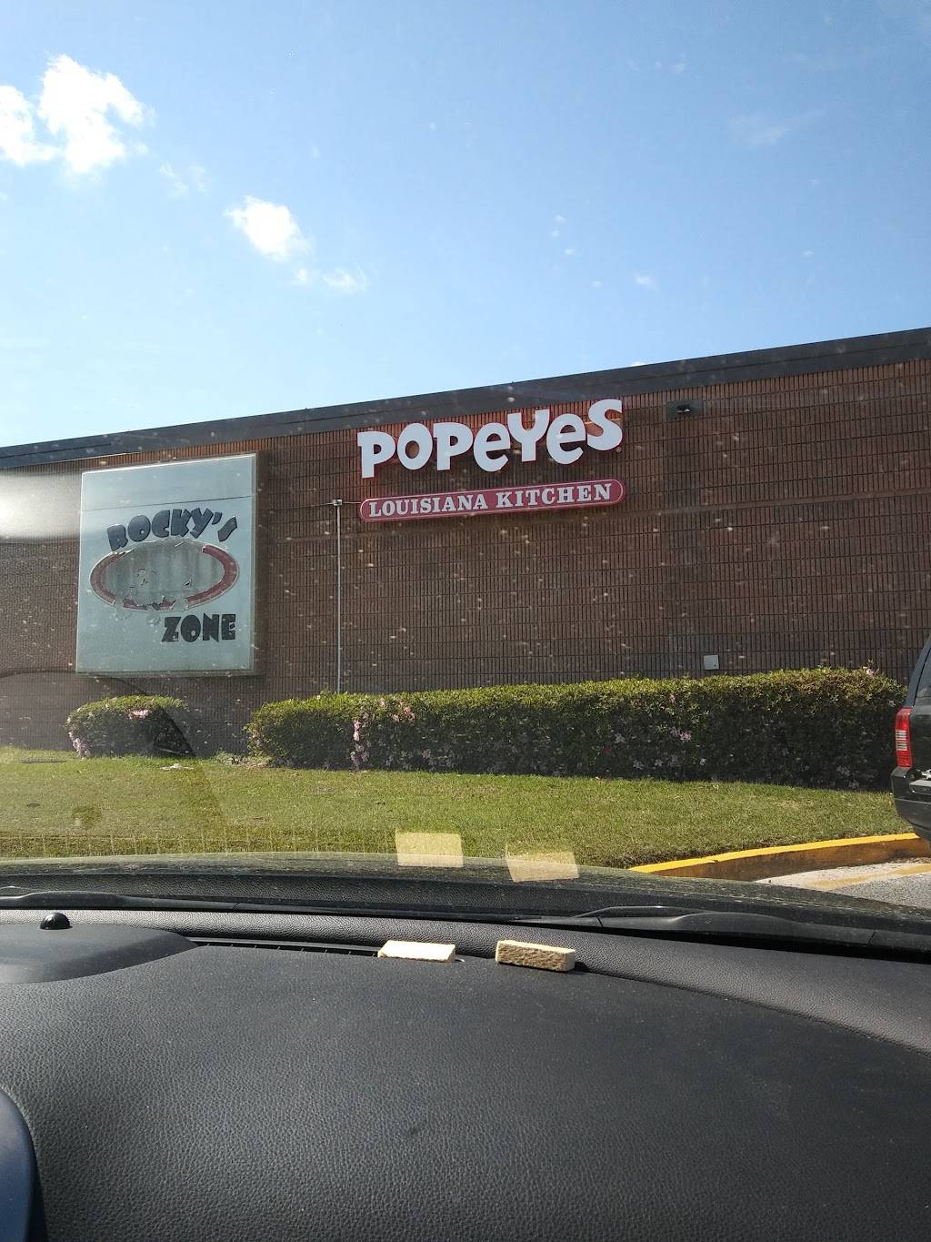Popeyes Louisiana Kitchen | restaurant | 703 Gulick Ave, Fort Stewart, GA 31314, USA | 9123680134 OR +1 912-368-0134