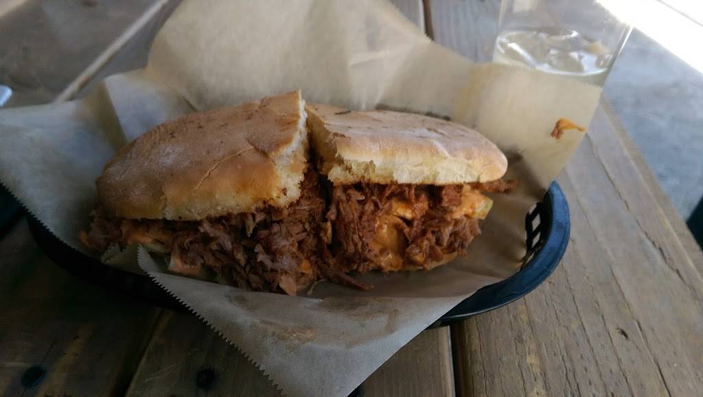 HIJOS DE LA PRIETA | restaurant | Benito Juárez 1061, La Hacienda, 21448 Tecate, B.C., Mexico | 016651330467 OR +52 665 133 0467