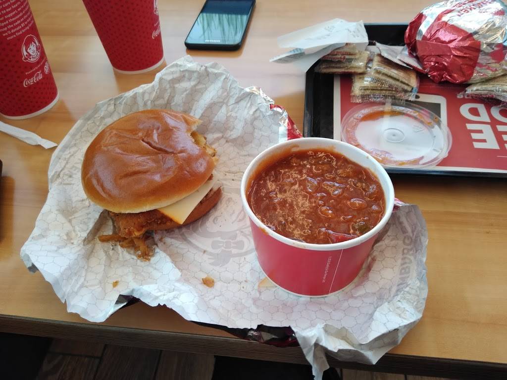 Wendys | restaurant | 17160 US-17, Hampstead, NC 28443, USA | 9108211308 OR +1 910-821-1308