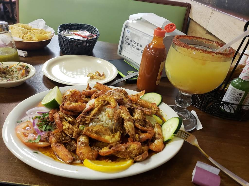 El Puerto De San Blas | restaurant | 4920 38th St, Indianapolis, IN 46254, USA | 3172912800 OR +1 317-291-2800
