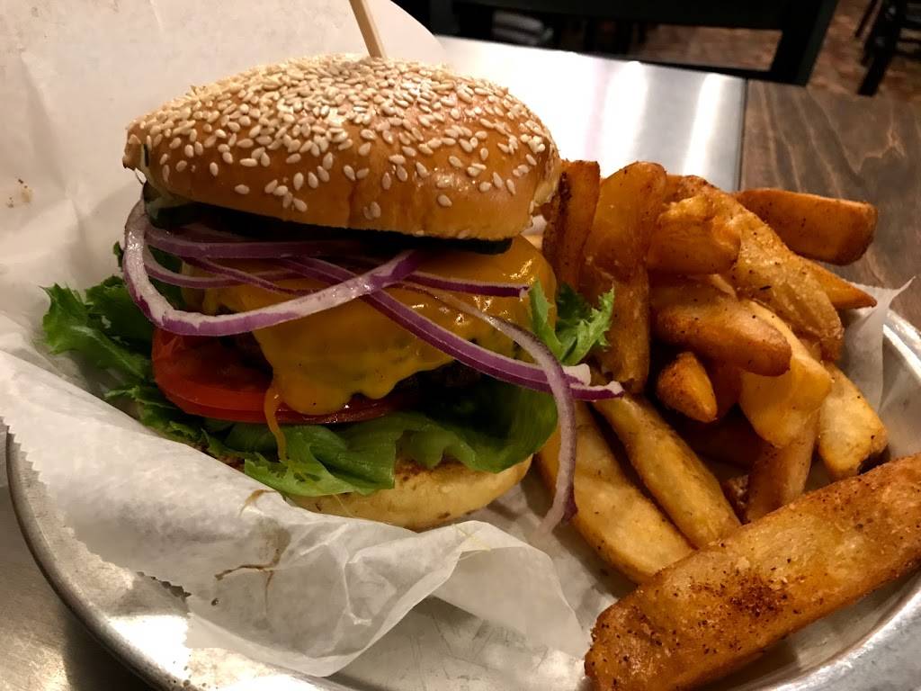 Sesame Burgers & Beer | restaurant | 4726 Spruill Ave, North Charleston, SC 29405, USA | 8435544903 OR +1 843-554-4903