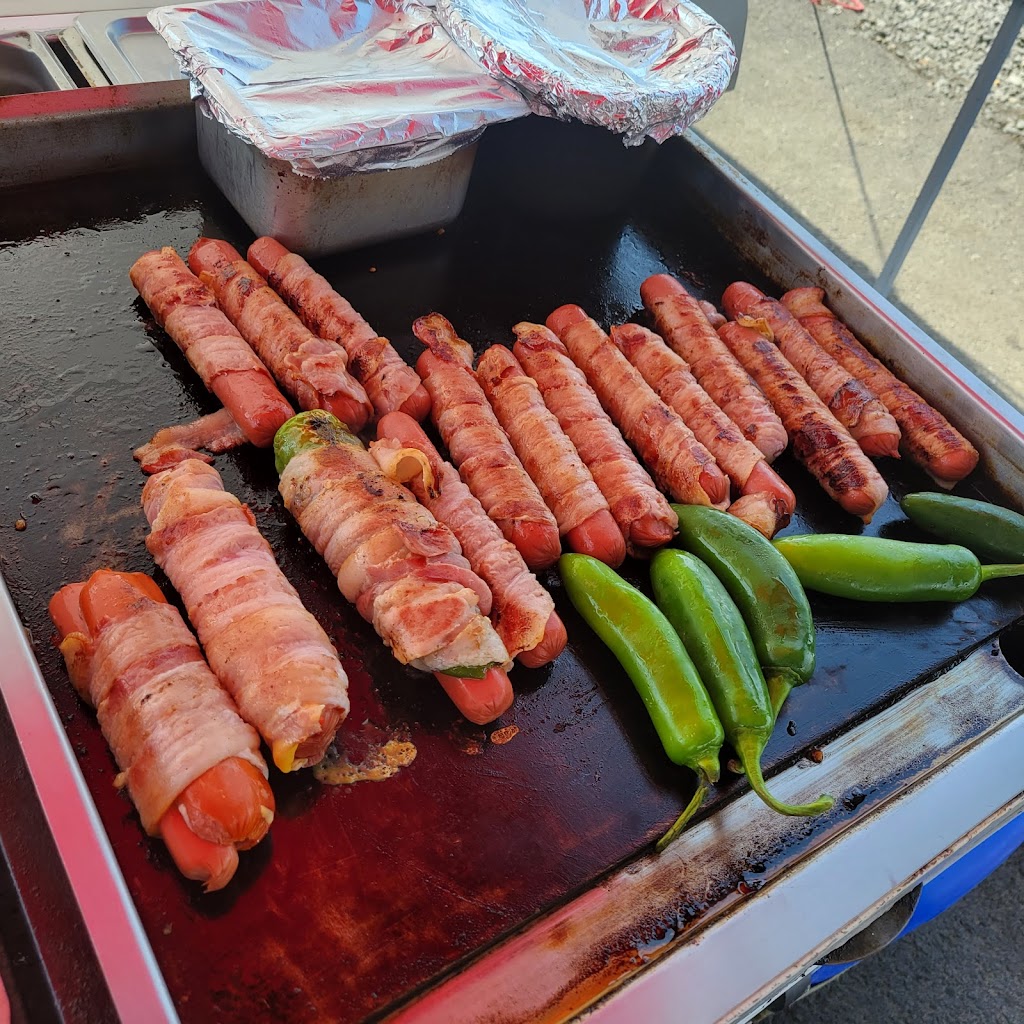 Porkys Hot Dogs | restaurant | 1035 N Stratford Rd, Moses Lake, WA 98837, USA | 5097618199 OR +1 509-761-8199