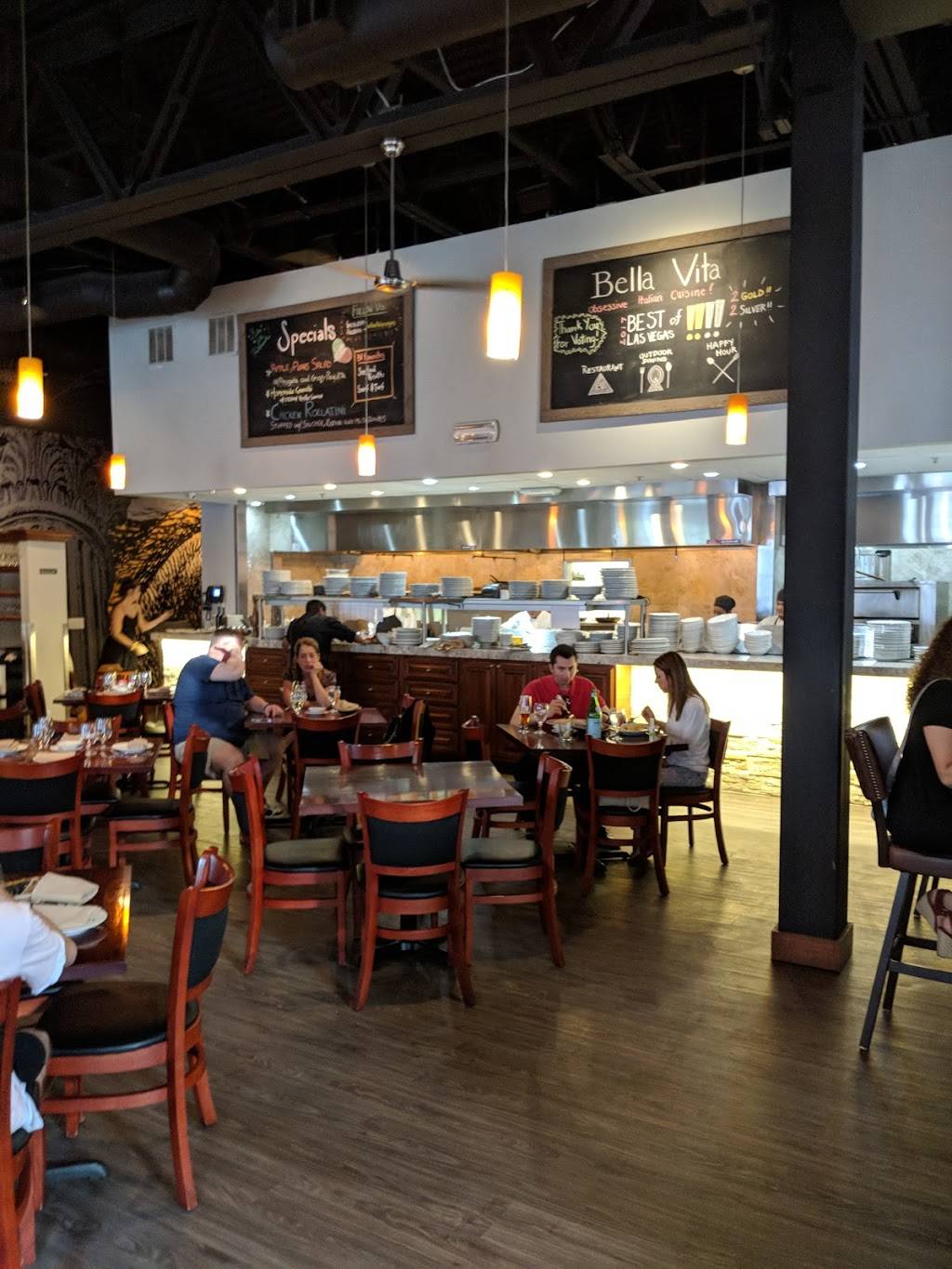 Bella Vita | restaurant | 2225 Village Walk Dr #181, Henderson, NV 89052, USA | 7025606500 OR +1 702-560-6500