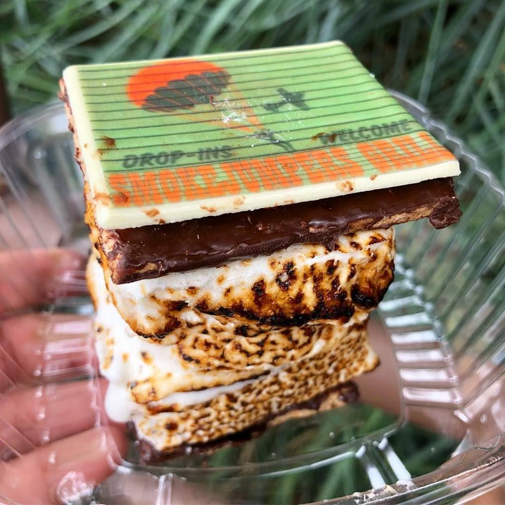 Smokejumpers Grill | restaurant | 1313 S, Disneyland Dr, Anaheim, CA 92802, USA | 7147813463 OR +1 714-781-3463