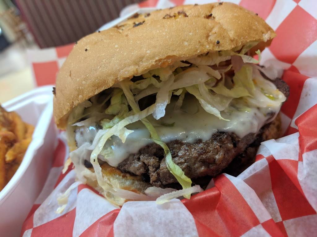 25 Burgers & Pizza | restaurant | 4 Easton Ave, New Brunswick, NJ 08901, USA | 7323529579 OR +1 732-352-9579