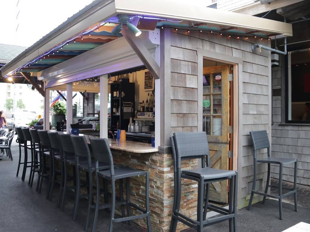 Hooked | restaurant | 8003 Coastal Hwy, Ocean City, MD 21842, USA | 4107234665 OR +1 410-723-4665