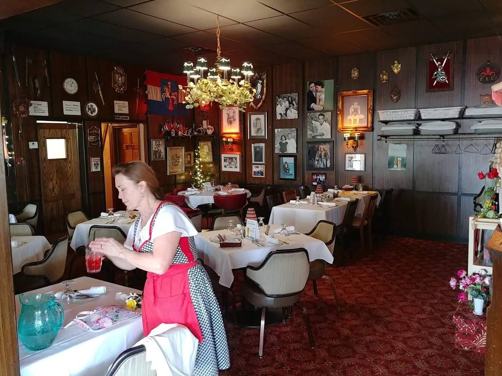 House of Gerhard | restaurant | 3927 75th St, Kenosha, WI 53142, USA | 2626945212 OR +1 262-694-5212