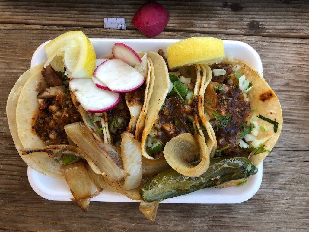 El Taco Man and Burgers | restaurant | 407 N Kaweah Ave, Exeter, CA 93221, USA | 5597048966 OR +1 559-704-8966