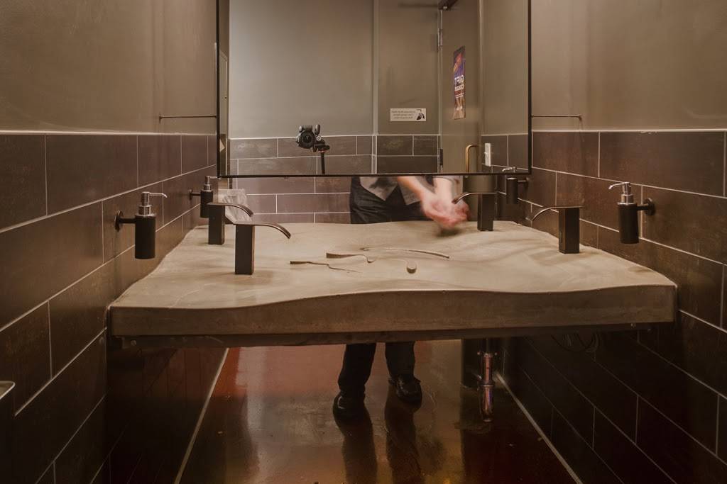 The Oxbow Hotel | restaurant | 516 Galloway St, Eau Claire, WI 54703, USA | 7158390601 OR +1 715-839-0601