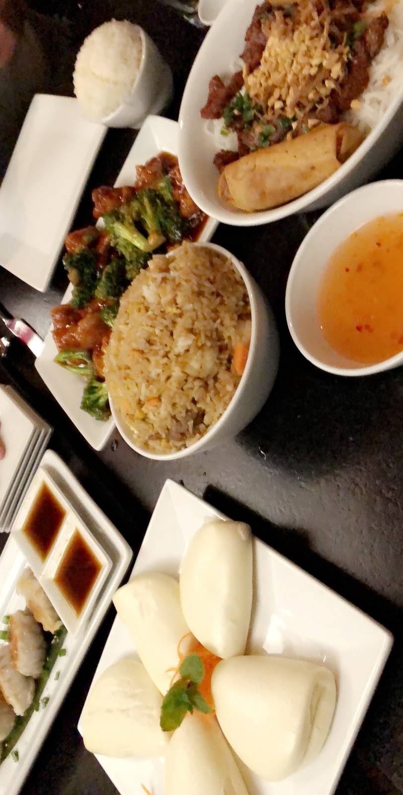 Lillies Asian Cuisine | restaurant | 151 Beach Blvd, Biloxi, MS 39530, USA | 2284368707 OR +1 228-436-8707