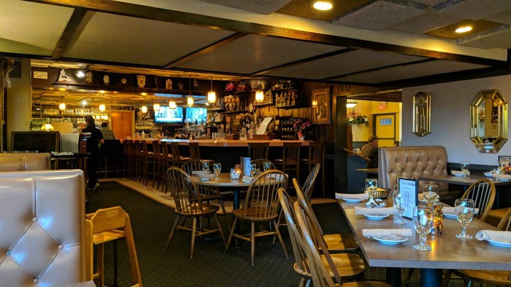 Vonas | restaurant | 9 Willow St, Oswego, NY 13126, USA | 3153438710 OR +1 315-343-8710