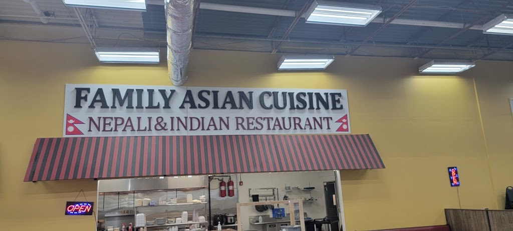 Family Asian Cuisine | restaurant | exit side of Saraga 2750, 2750 S Hamilton Rd, Columbus, OH 43232, USA | 6143008954 OR +1 614-300-8954