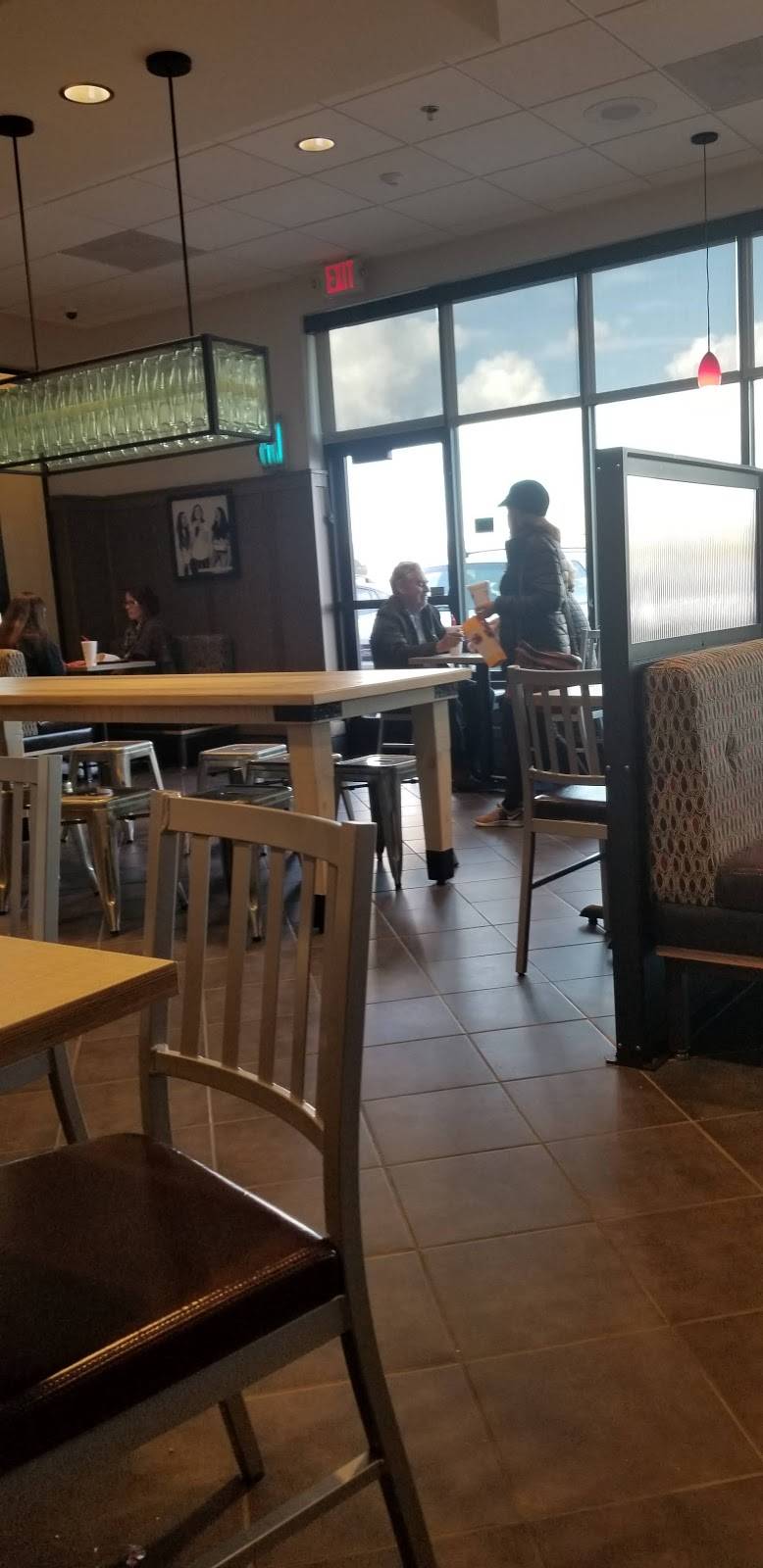 Chick-fil-A | restaurant | 18601 Dexter Ave, Lake Elsinore, CA 92532, USA | 9514711123 OR +1 951-471-1123