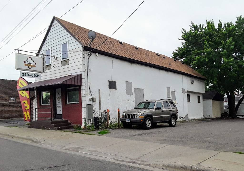 The Place | restaurant | 413 9th Ave N, St Cloud, MN 56303, USA | 3202596931 OR +1 320-259-6931