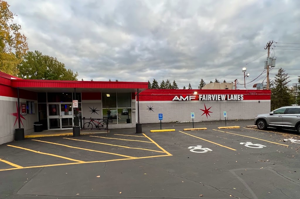 AMF Fairview Lanes | restaurant | 1407 Fairport Rd, Fairport, NY 14450, USA | 5853775300 OR +1 585-377-5300
