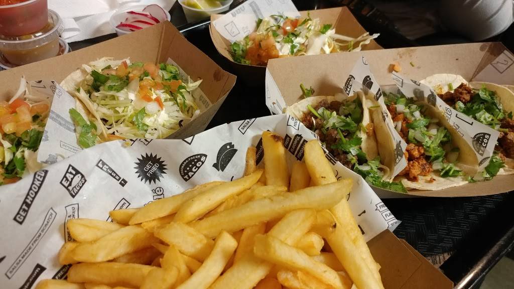 Holé Molé Tacos | restaurant | 531 E Carson St, Carson, CA 90745, USA | 3109529382 OR +1 310-952-9382