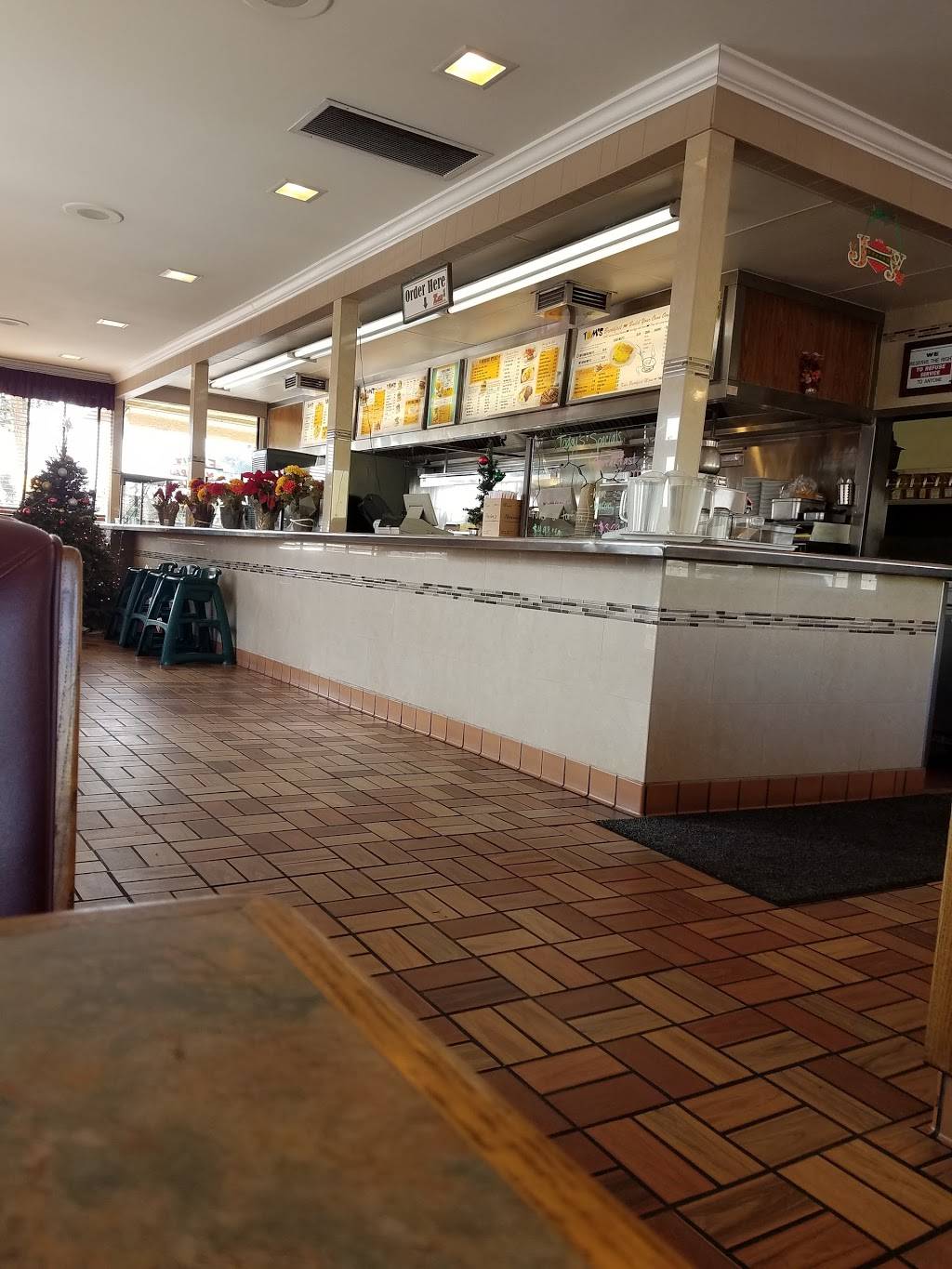 Toms Burgers 14 | restaurant | 3484 Gage Ave, Bell, CA 90201, USA | 3235816277 OR +1 323-581-6277