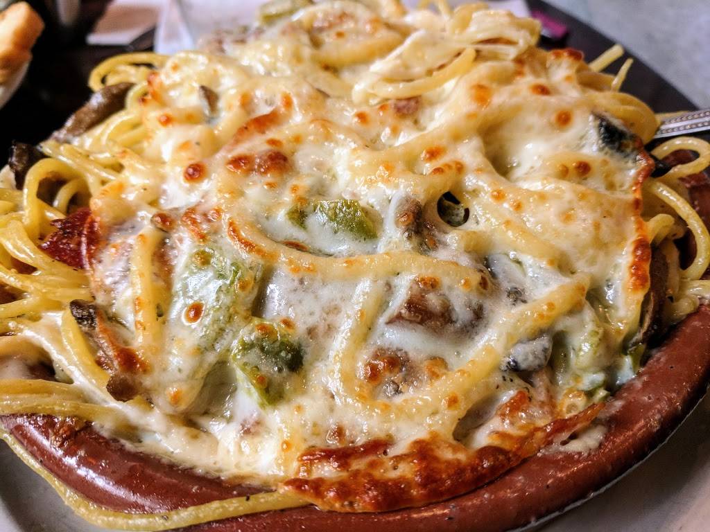 Iguana Cafe | restaurant | 517 N Halsted St, Chicago, IL 60642, USA | 3124320663 OR +1 312-432-0663