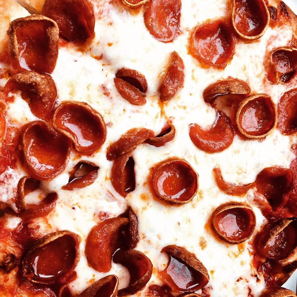 Barbs Pasties & Pizza | restaurant | 610 S Main St, Clawson, MI 48017, USA | 2484355250 OR +1 248-435-5250