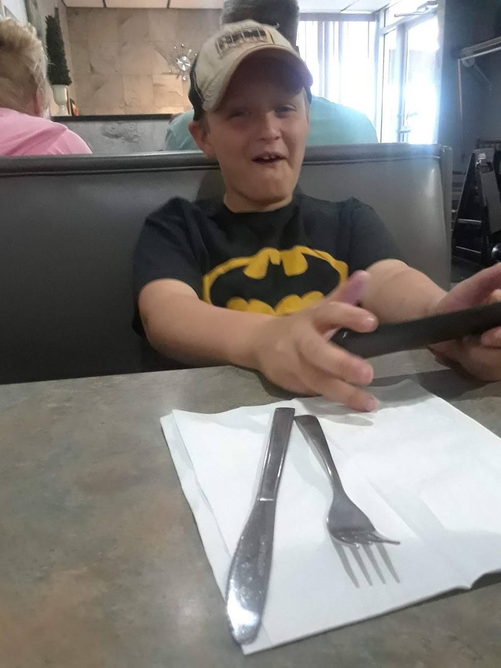 OGraydees Restaurant | restaurant | 2145 W Vienna Rd, Clio, MI 48420, USA | 8106873290 OR +1 810-687-3290